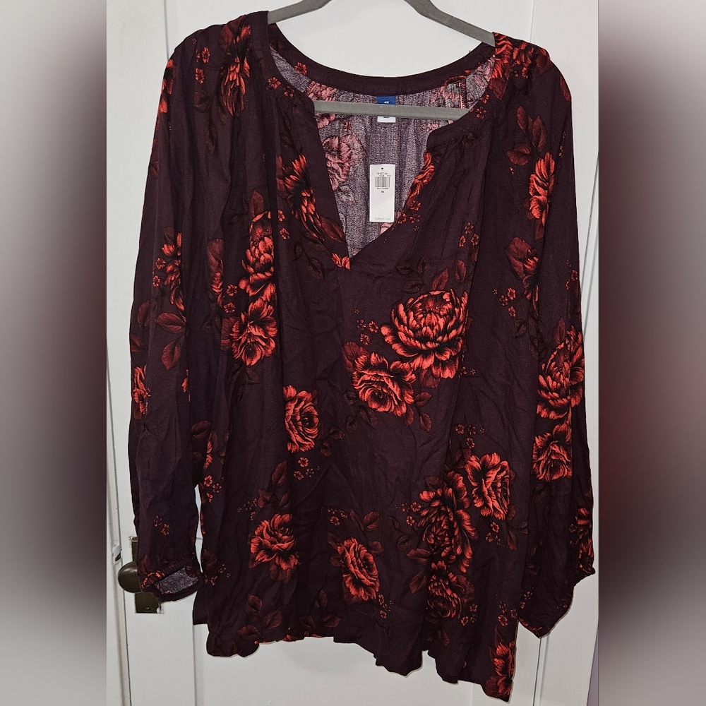 Old Navy Burgundy and Red Floral Top